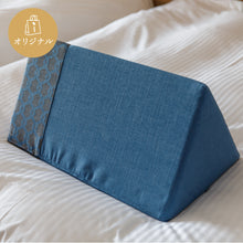 画像をギャラリービューアに読み込む, ICHINOBO Resortオリジナル三角クッション