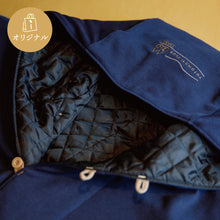 画像をギャラリービューアに読み込む, フード付きでゆったり着られるポンチョコート
