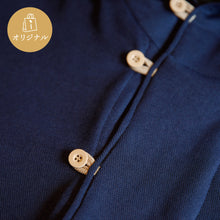 画像をギャラリービューアに読み込む, フード付きでゆったり着られるポンチョコート
